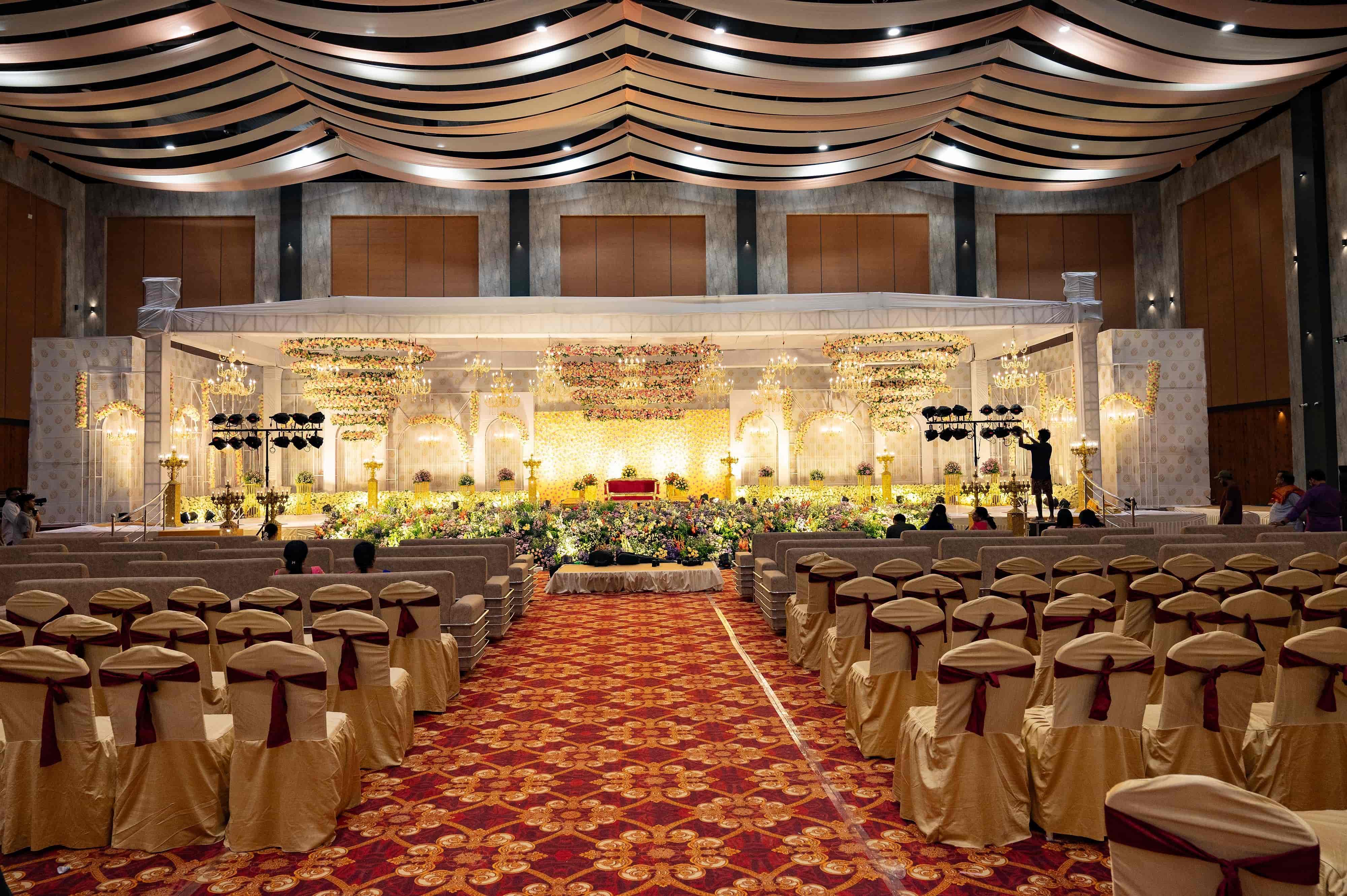 Sri Conventions premium stage